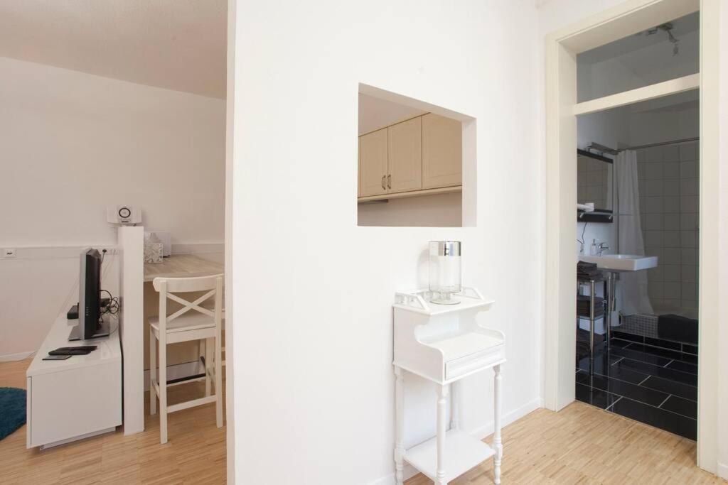 נירנברג Exclusive 2-Room Souterrain Apartment מראה חיצוני תמונה