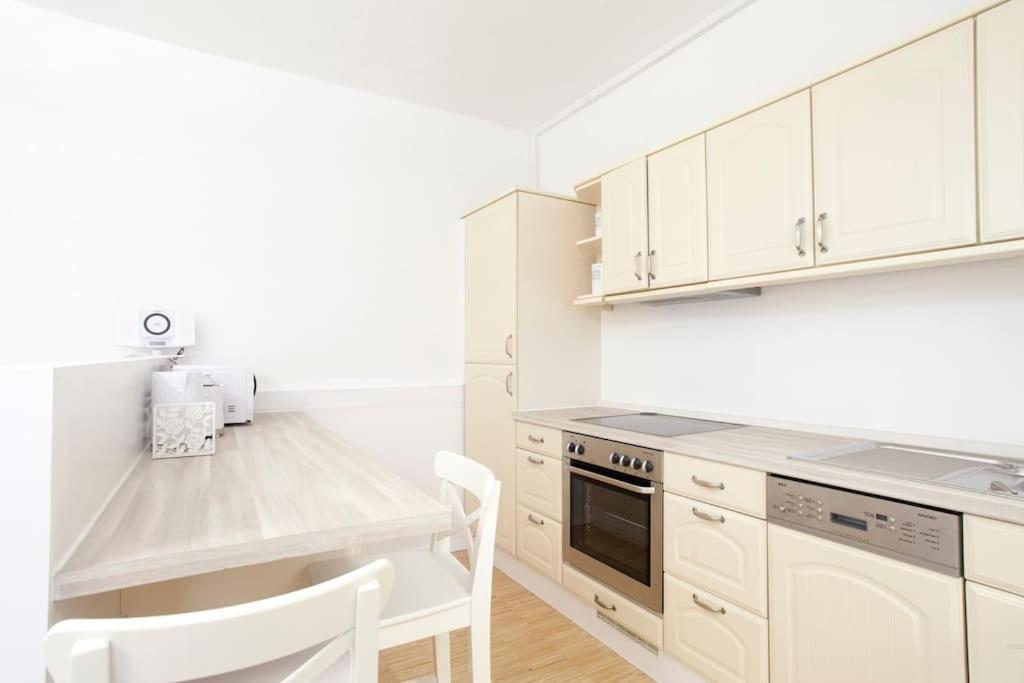 נירנברג Exclusive 2-Room Souterrain Apartment מראה חיצוני תמונה
