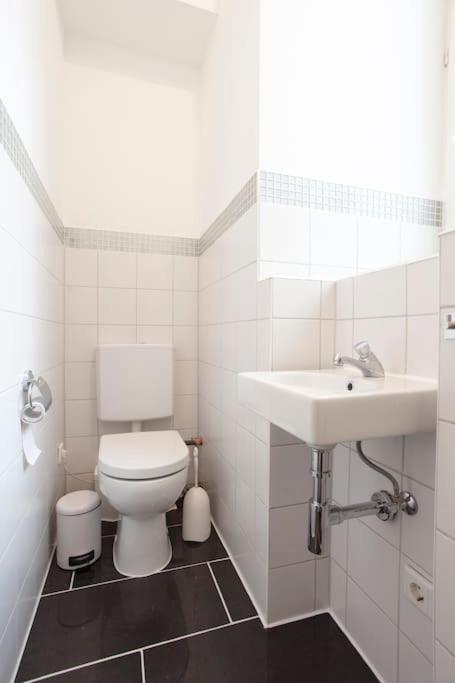 נירנברג Exclusive 2-Room Souterrain Apartment מראה חיצוני תמונה